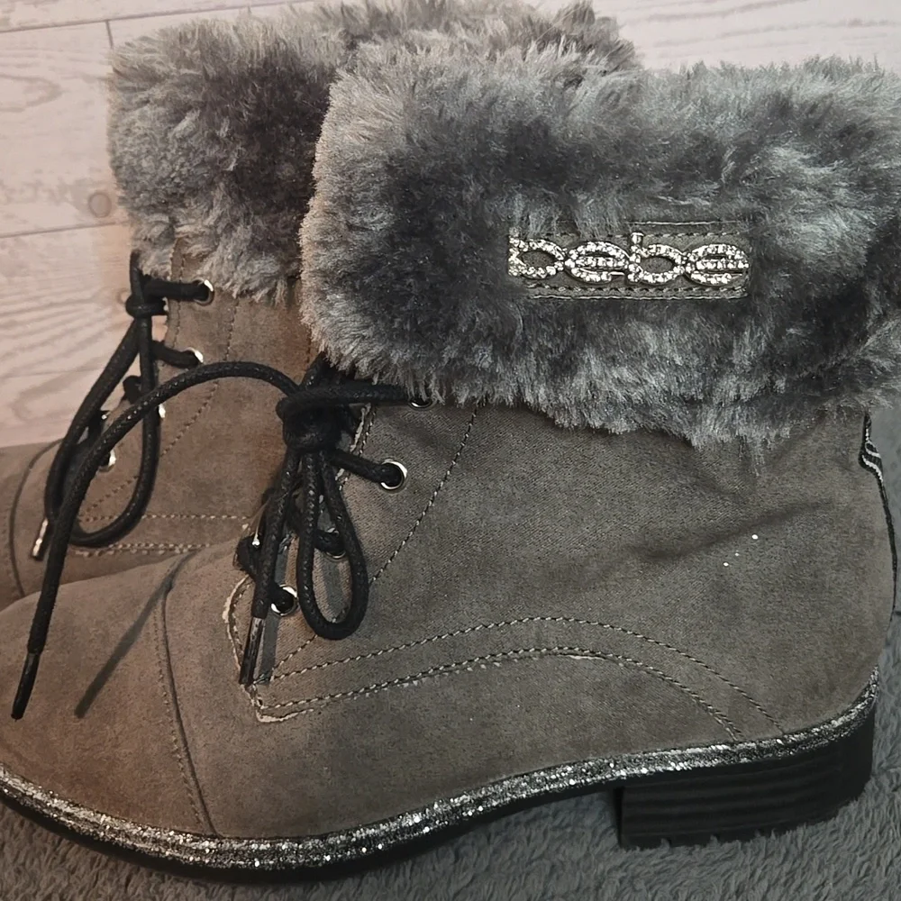Kids Bebe Fur-Trimmed Winter Boots Sz 2